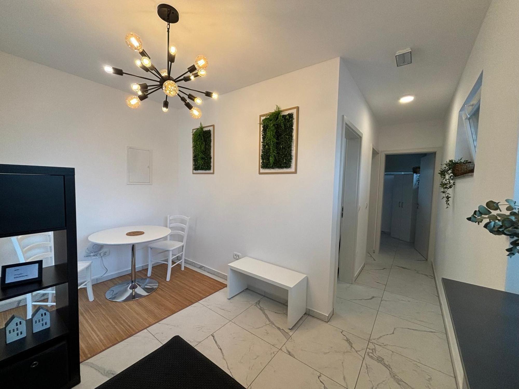 Apartmaji Cepon Ljubljana Rum bild